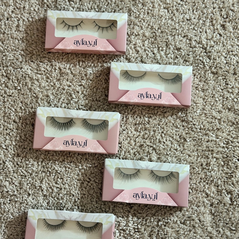 5 packets of Ayla False Eyelashes Set